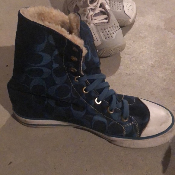 Coach sneakers with shearling 6.5b - Picture 2 of 2
